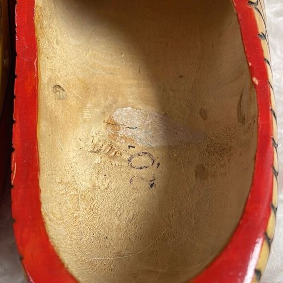 Wooden Holland Handcarved Shoes Home Decor Red and Tan Windmills READ - Picture 5 of 10